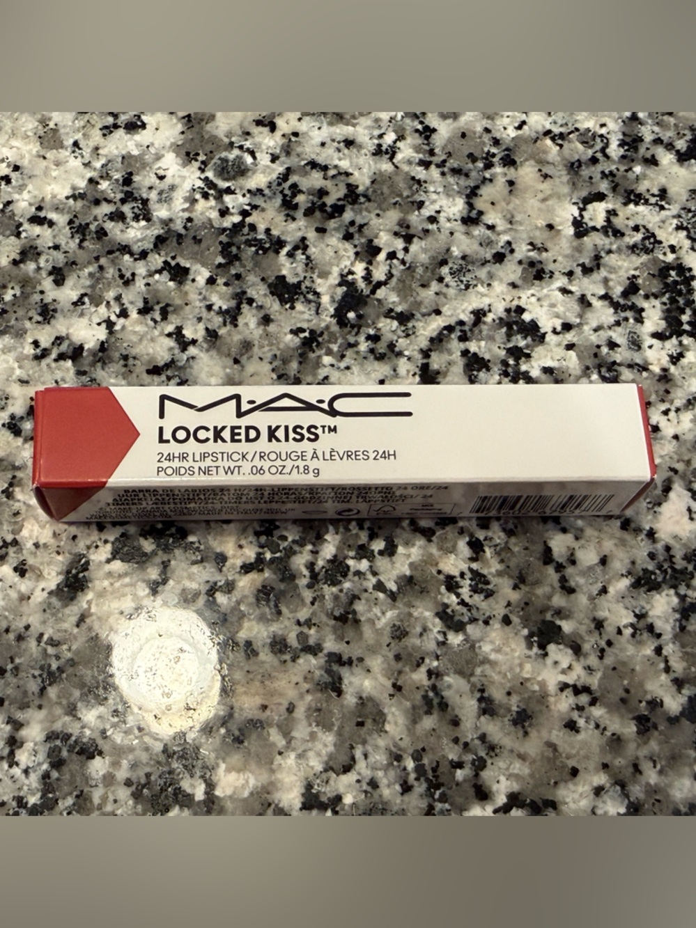 MAC Locked Kiss #79 Coy